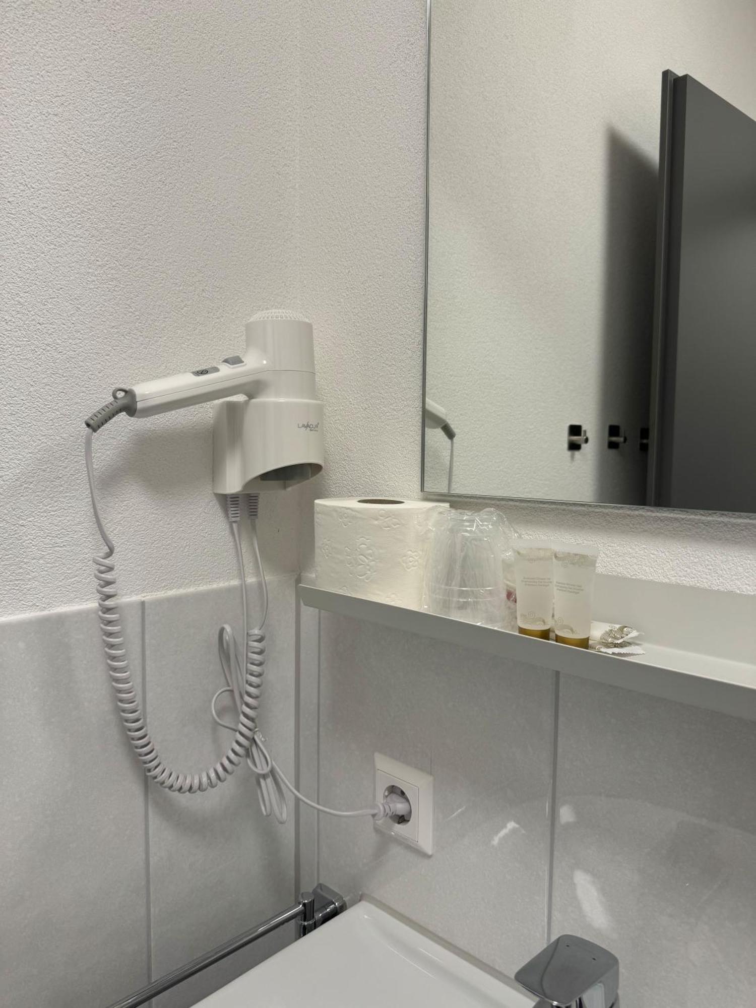 Hotel Lijo, Bei Basel Steinen  Zewnętrze zdjęcie